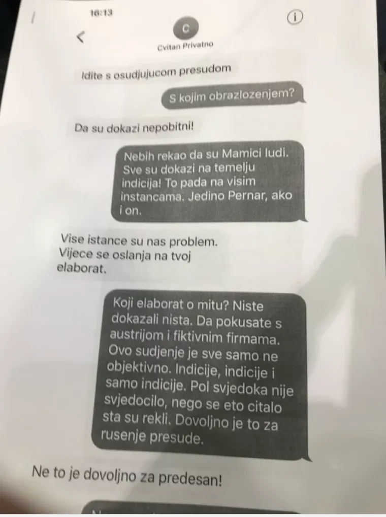 Na pressici je objavio SMS poruke koje navodno 'pripadaju' Dinku Cvitanu, i prema kojima ispada da je Cvitan ucjenjivao kolege iz sudstva da svakako proglase Mamića krivim, bez obzira na dokaze