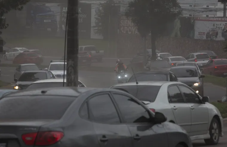 Probudio se vulkan Fuego: lava teče ulicama, najmanje 25 mrtvih