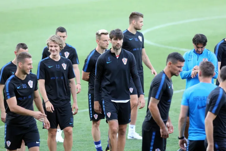 REPREZENTACIJA SE VRATILA U HRVATSKU: Vatreni su nakon poraza odradili trening na Rujevici