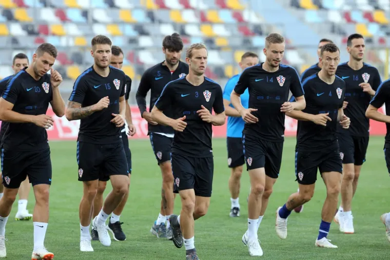 REPREZENTACIJA SE VRATILA U HRVATSKU: Vatreni su nakon poraza odradili trening na Rujevici