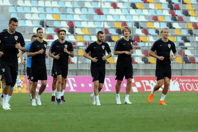 REPREZENTACIJA SE VRATILA U HRVATSKU: Vatreni su nakon poraza odradili trening na Rujevici