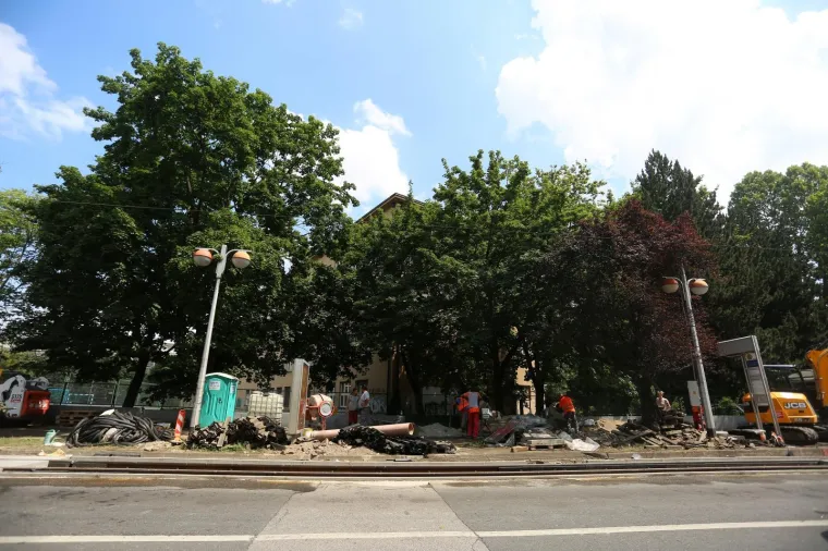 ZAGREPČANI NA RUBU ŽIVACA: Zbog radova na Savskoj cesti svakodnevno se stvaraju ogromne gužve