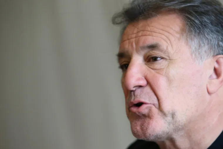 ZDRAVKO MAMIĆ ODRŽAO PRESICU U MEĐUGORJU: 'Nema &scaron;anse da se vratim u Hrvatsku'