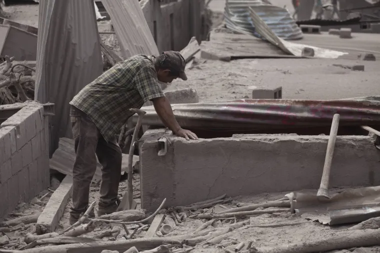 Nestalo najmanje 192 ljudi: gradovi zatrpani gustim pepelom nakon erupcije vulkana Fuego