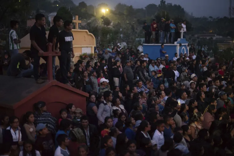 Nestalo najmanje 192 ljudi: gradovi zatrpani gustim pepelom nakon erupcije vulkana Fuego