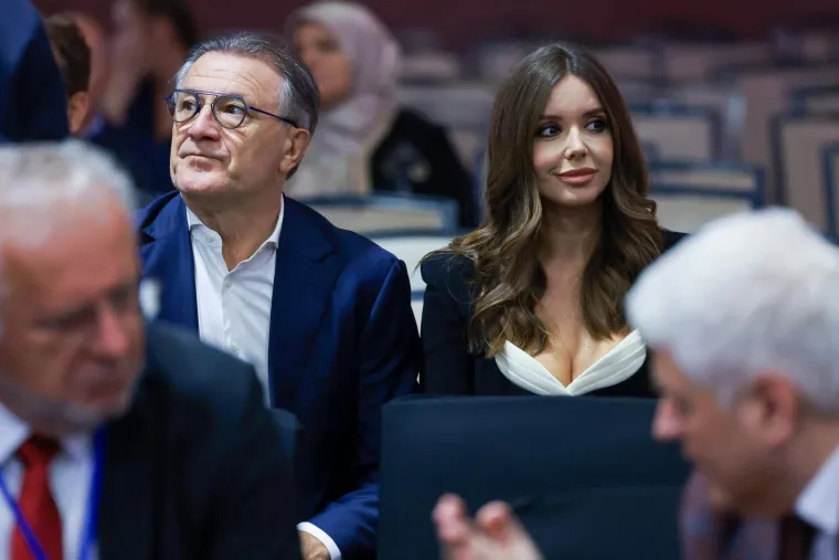 SVE ŽENE KLANA MAMIĆ: &Scaron;vrljanja, razvodi i nevjere obilježili su njihove brakove, evo koje su sve ljepotice ljubili