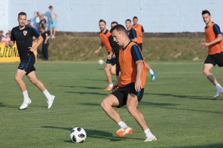 Vatreni odradili trening, a s prepune tribine ih bodrili kao da su već na Svjetskom prvenstvu