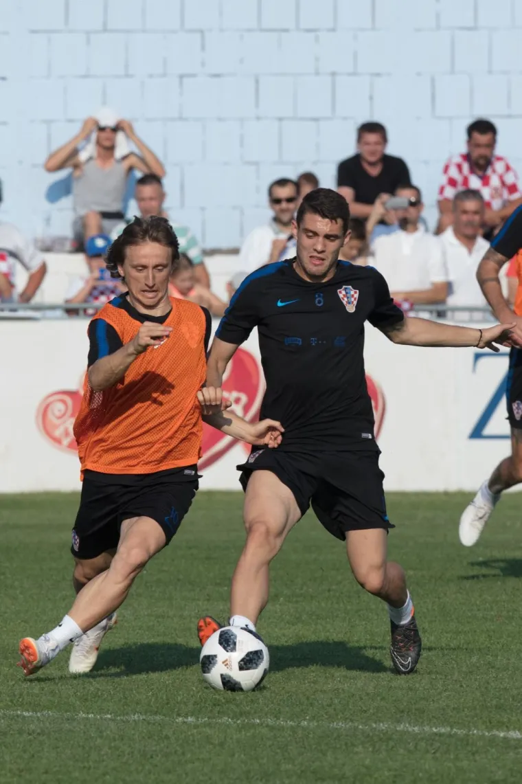 Vatreni odradili trening, a s prepune tribine ih bodrili kao da su već na Svjetskom prvenstvu