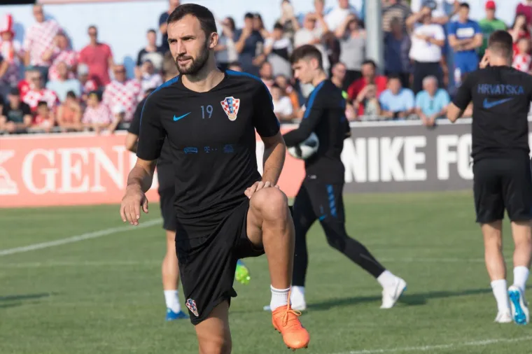 Vatreni odradili trening, a s prepune tribine ih bodrili kao da su već na Svjetskom prvenstvu