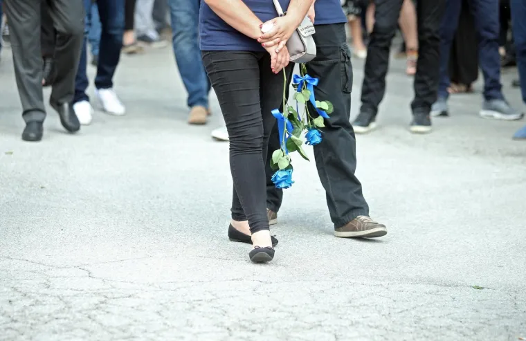 Nepregledna kolona na Mirogoju: tužan opro&scaron;taj od tragično preminulog nogometa&scaron;a Matije Capara