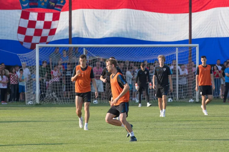 VATRENI U SLAVONIJI: Osjetite dašak atmosfere s otvorenog treninga u Bogdanovcima
