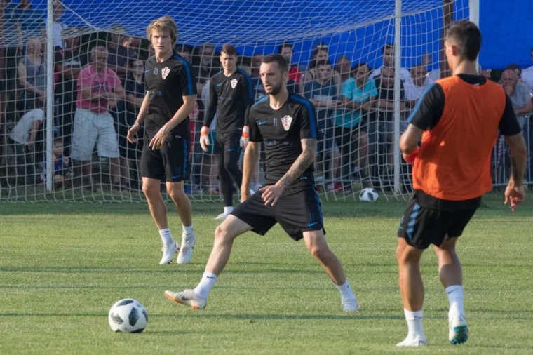 VATRENI U SLAVONIJI: Osjetite dašak atmosfere s otvorenog treninga u Bogdanovcima