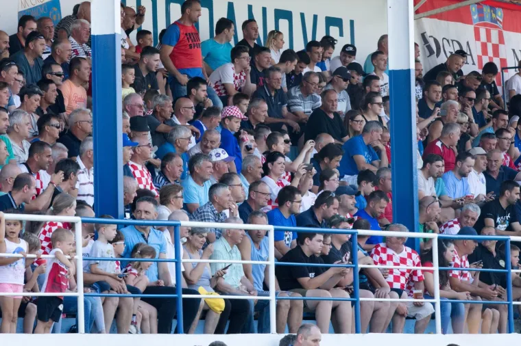 VATRENI U SLAVONIJI: Osjetite dašak atmosfere s otvorenog treninga u Bogdanovcima