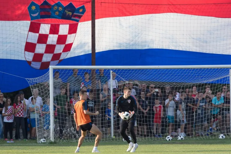 VATRENI U SLAVONIJI: Osjetite dašak atmosfere s otvorenog treninga u Bogdanovcima