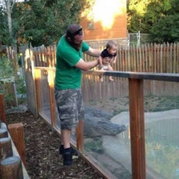 Za prizore koje smo okupili u galeriji sigurno postoji obja&scaron;njenje, no nismo sigurni da ga želimo saznati jer bi samo povećalo nelagodu. Prizore na kojima nije ba&scaron; jasno koji vrag se događa svakako pogledajte u nastavku.