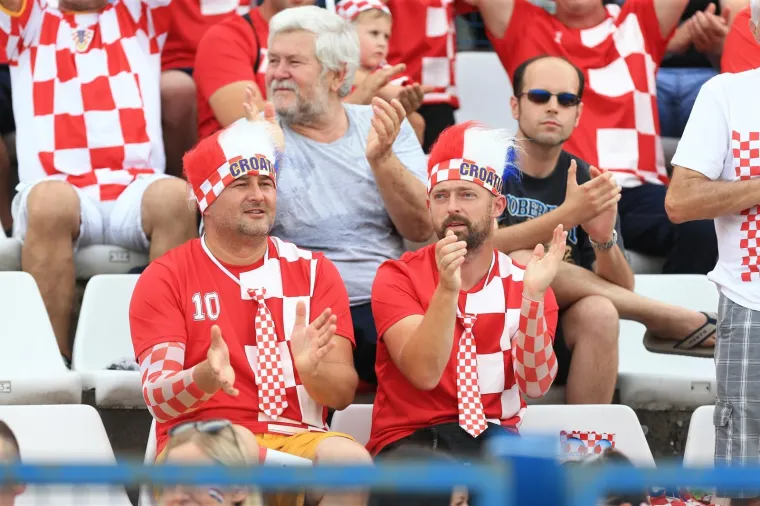 GRADSKI VRT UŽIVA U SPEKTAKLU: Kroz fotografije se uživite u ono &scaron;to se događa na utakmici Hrvatska - Senegal