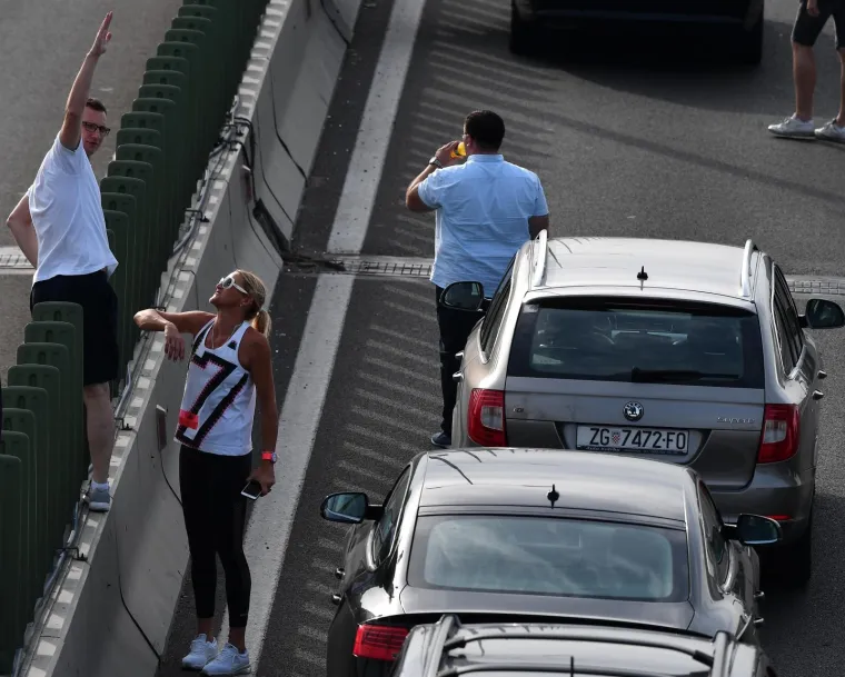 TOTALNI KAOS U GLAVNOM GRADU SRBIJE: Pogledajte kako su Beograđani blokirali grad upozoravajući na previsoke cijene goriva