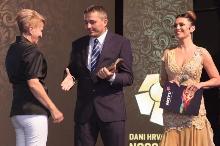 Na prvoj dodjeli Trofeja HNS-a Luka Modrić izabran za najboljeg hrvatskog nogometa&scaron;a