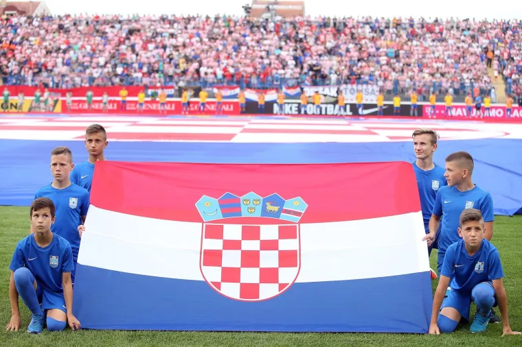 16 tisuća navijača u Osijeku na utakmici Hrvatska - Senegal