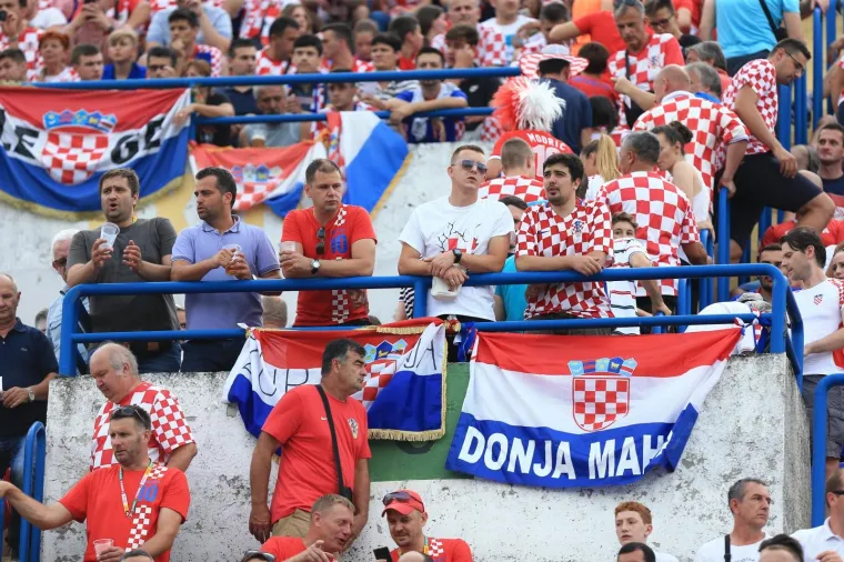 16 tisuća navijača u Osijeku na utakmici Hrvatska - Senegal