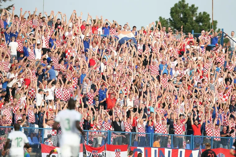 16 tisuća navijača u Osijeku na utakmici Hrvatska - Senegal