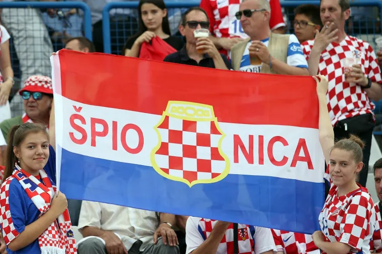 16 tisuća navijača u Osijeku na utakmici Hrvatska - Senegal
