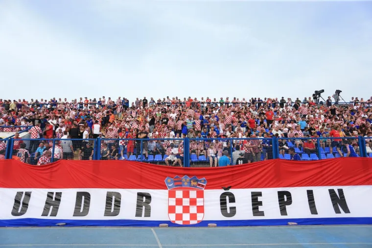 16 tisuća navijača u Osijeku na utakmici Hrvatska - Senegal