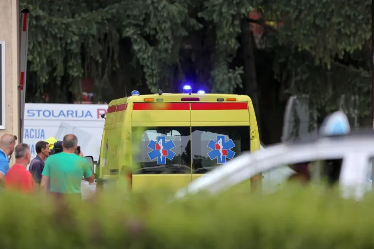 VELIKI POŽAR U ZAGREBU: Gusti dim se nadvio nad grad, vatrogasci iza&scaron;li na teren