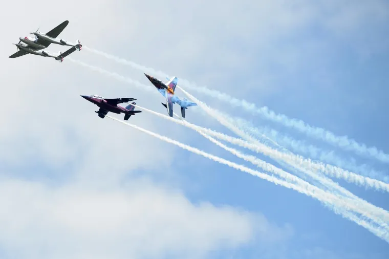 SPEKTAKL U ČAKOVCU: Vrhunski piloti kreirali airshow bez premca, pogledajte fotografije