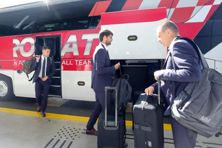 Pogledajte kakva je atmosfera vladala: Hrvatska reprezentacija otputovala u Rusiju