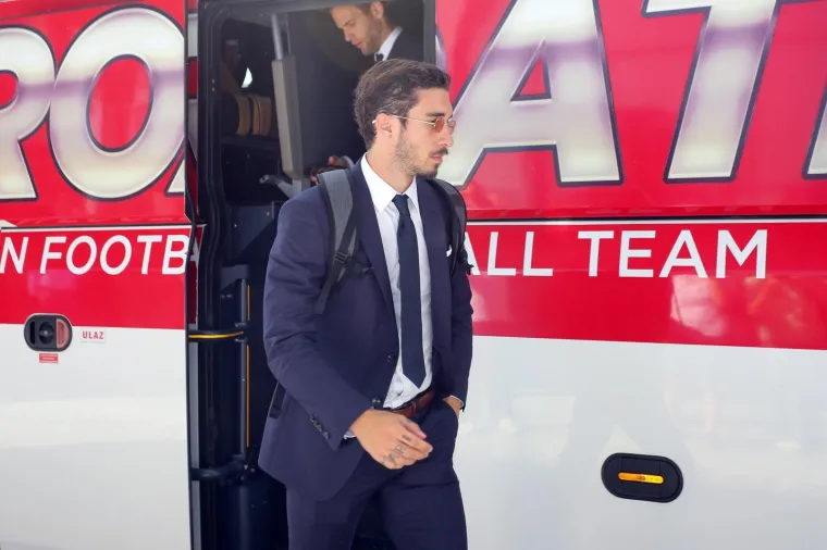 Pogledajte kakva je atmosfera vladala: Hrvatska reprezentacija otputovala u Rusiju