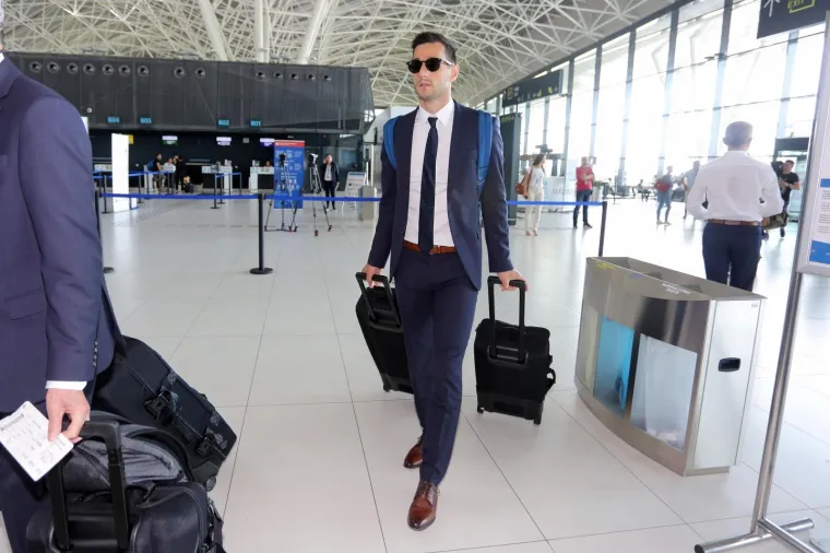 Pogledajte kakva je atmosfera vladala: Hrvatska reprezentacija otputovala u Rusiju