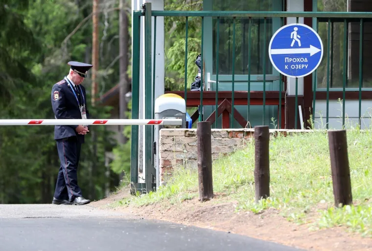 HRVATSKE NOGOMETA&Scaron;E U RESORTU ČUVAJU POLICIJSKE SNAGE: Osiguranje u Rusiji je na visokom nivou