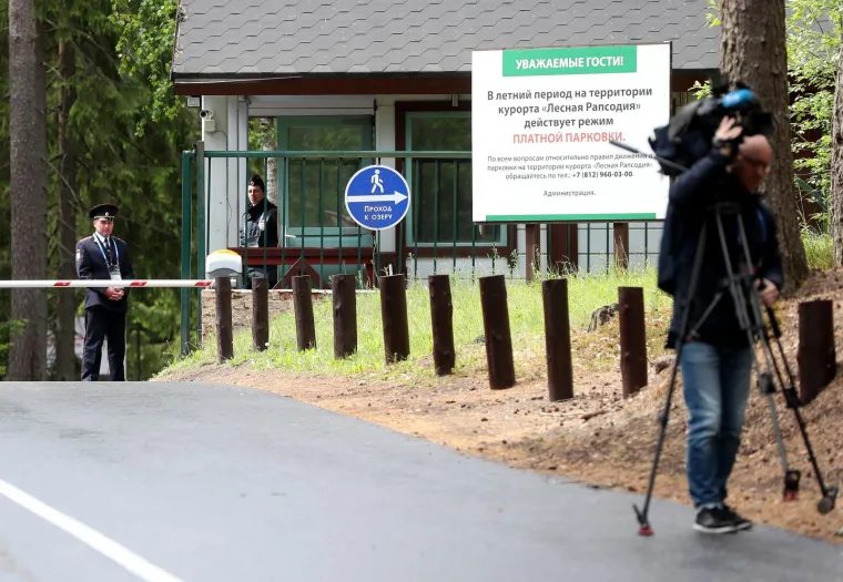 HRVATSKE NOGOMETA&Scaron;E U RESORTU ČUVAJU POLICIJSKE SNAGE: Osiguranje u Rusiji je na visokom nivou