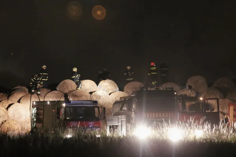 Veliki požar u tvornici PAN u Zagrebu gasila 64 vatrogasca