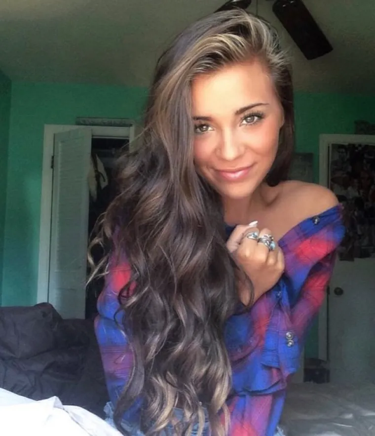 UPORNO POKU&Scaron;AVAJU OŽIVJETI GRUNGE: Sad su posegle i za seksi fotkama, ali jednog detalja se ne odriču