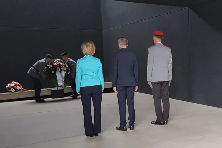 Ministar Krstičević s njemačkom ministricom obrane u Berlinu