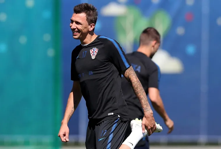 NACIJA MOŽE ODAHNUTI: Igrač bez kojeg Dalić ne može zamisliti zadnju liniju vratio se treninzima