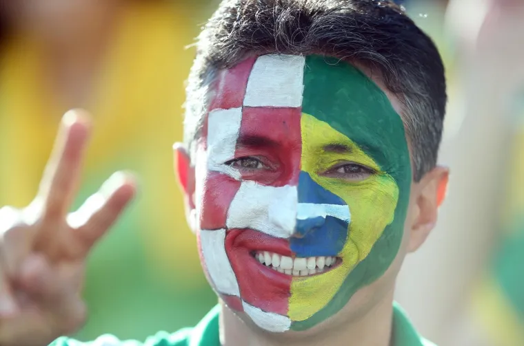 Sao Paulo, Brazil - Navijac na ceremoniji otvaranja Svjetskog nogometnog prvenstva na stadionu Arena Corinthians.