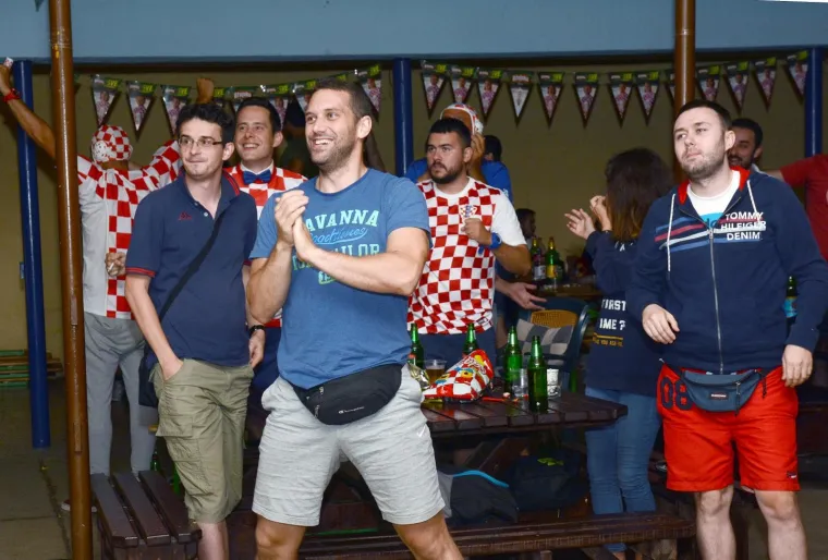 Evo kako Sisak slavi pobjedu Vatrenih