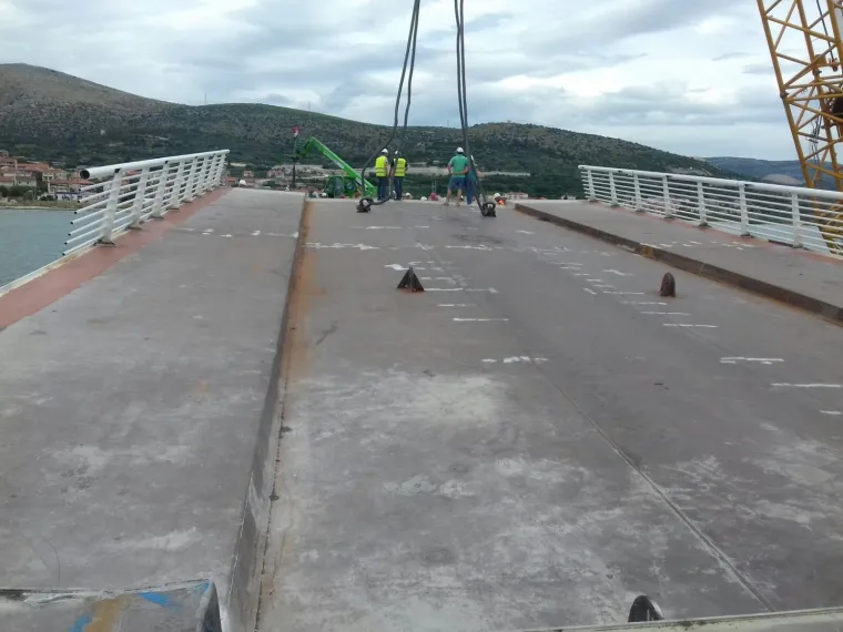 Pogledajte kako izgleda prvo dizanje Čiovskog mosta