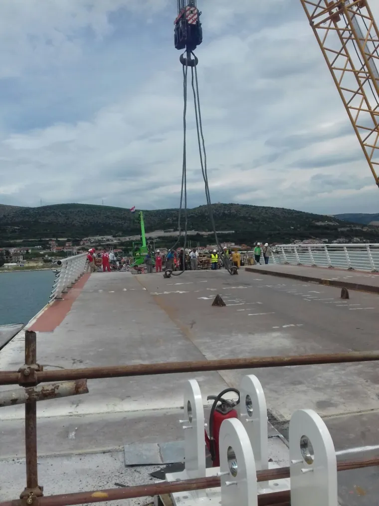 Pogledajte kako izgleda prvo dizanje Čiovskog mosta