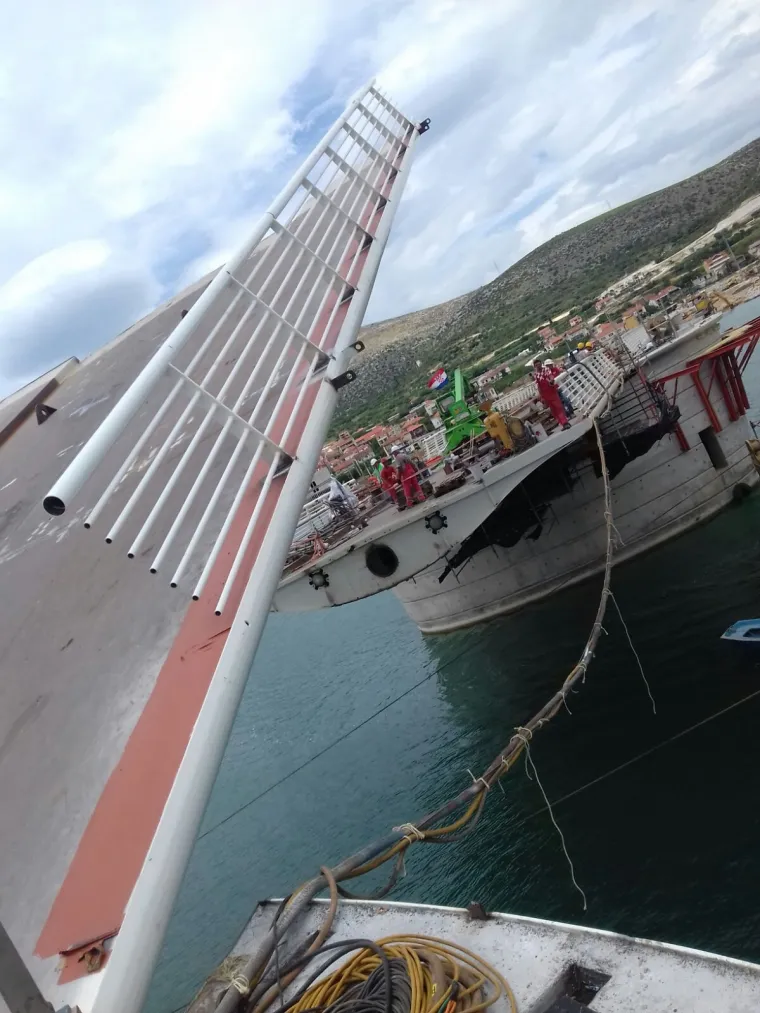 Pogledajte kako izgleda prvo dizanje Čiovskog mosta