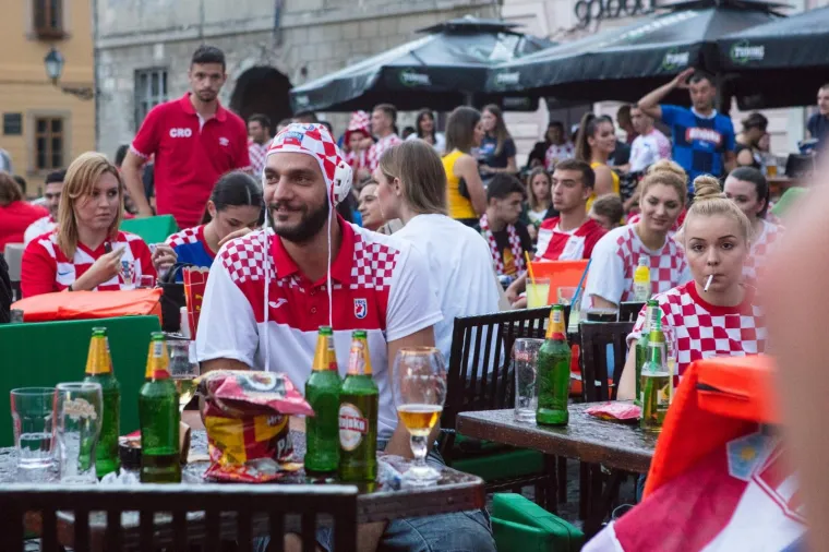 Evo kako se pobjeda Vatrenih slavila u Osijeku