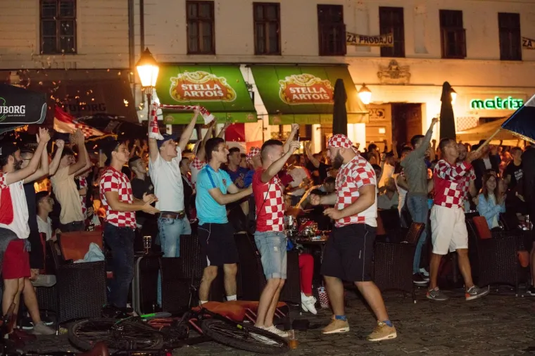 Evo kako se pobjeda Vatrenih slavila u Osijeku