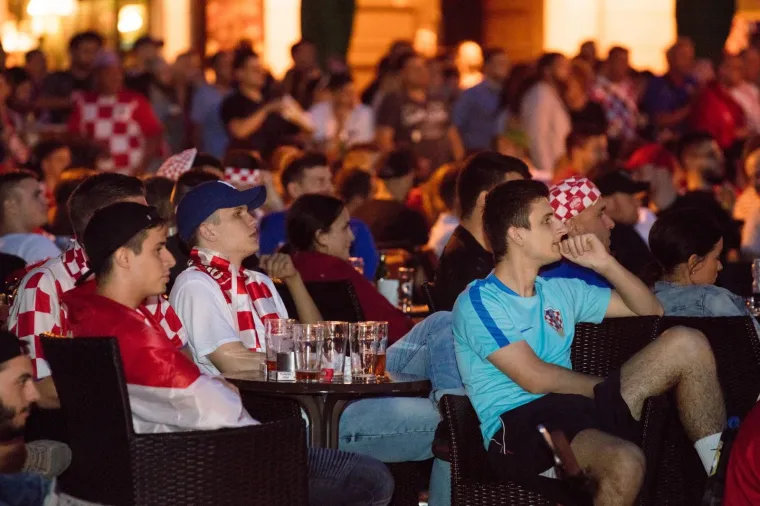 Evo kako se pobjeda Vatrenih slavila u Osijeku