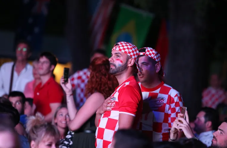 Split energično navija za Vatrene