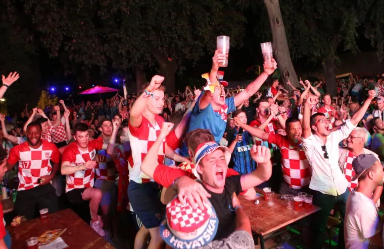 Split energično navija za Vatrene