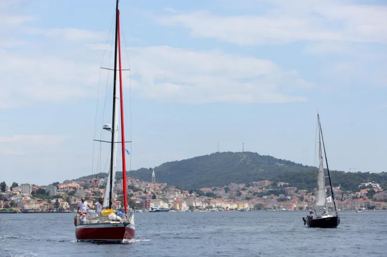 Sa&scaron;a Fegić krenuo na put oko svijeta legendarnom jedrilicom HIR 3