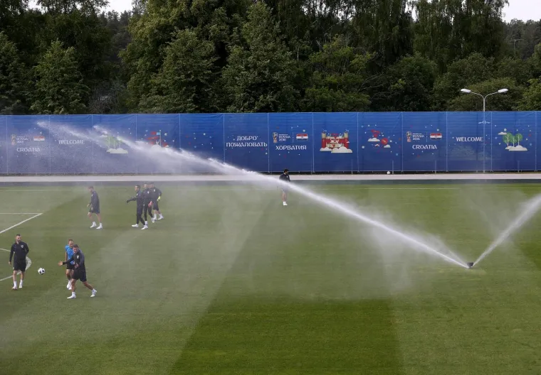 RUSI SMJESTILI HRVATIMA: Vatreni 'potjerani' s prvog treninga poslije Nigerije